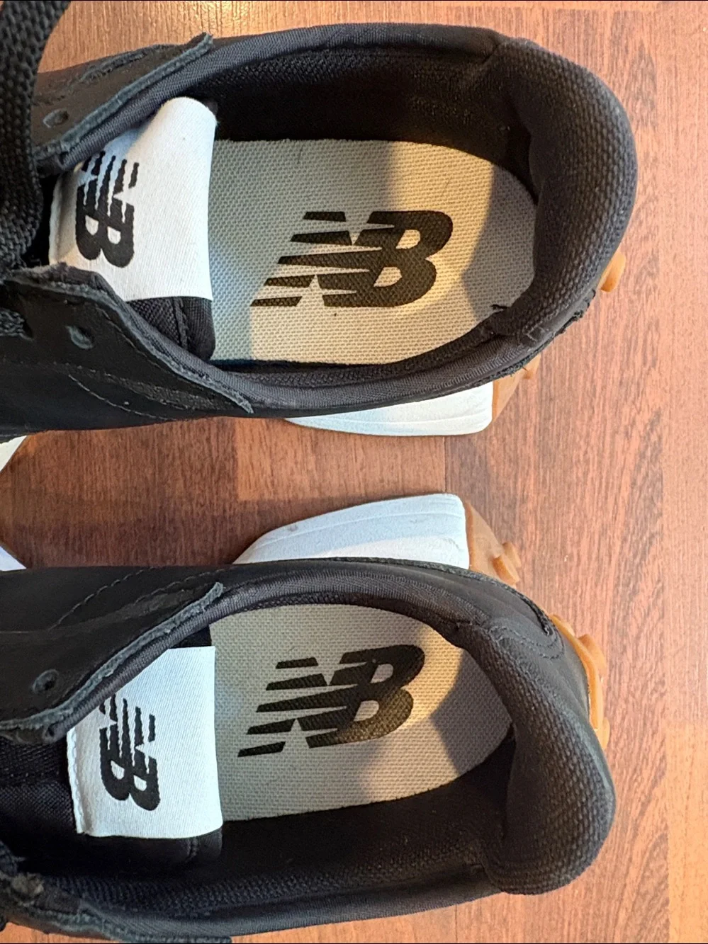 New Balance Black Sea Salt all leather 327 sneaker WS327LH size 7 women m 5.5